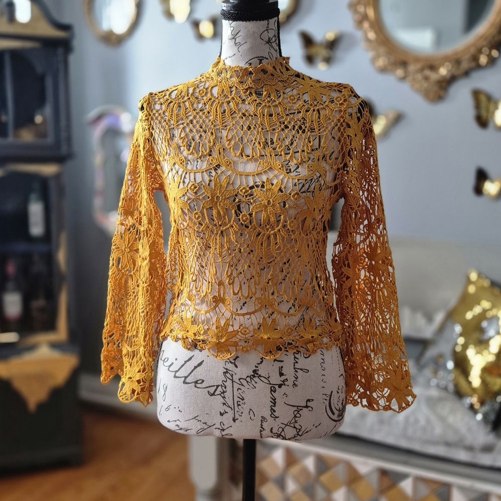 Hippie 70s Vibe Mustard Crochet Lace Mock-Neck Top XS